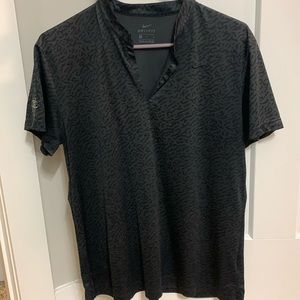 Women’s NIKE golf polo, size L